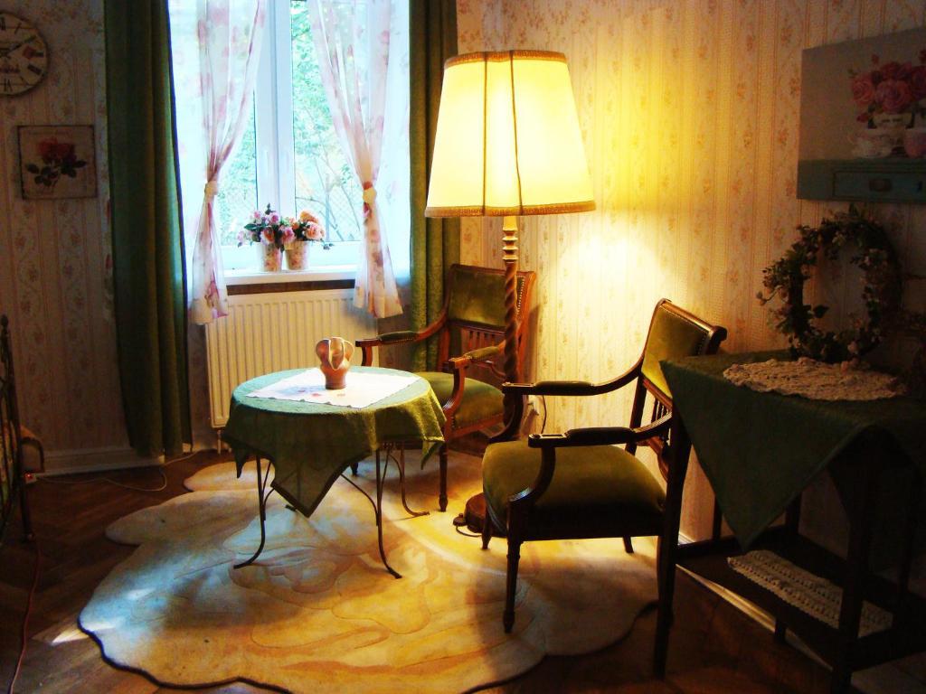 Hostelik Wiktorianski Łódź Buitenkant foto