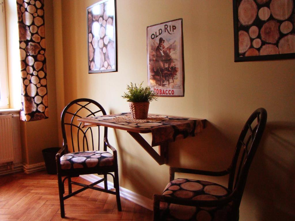 Hostelik Wiktorianski Łódź Buitenkant foto