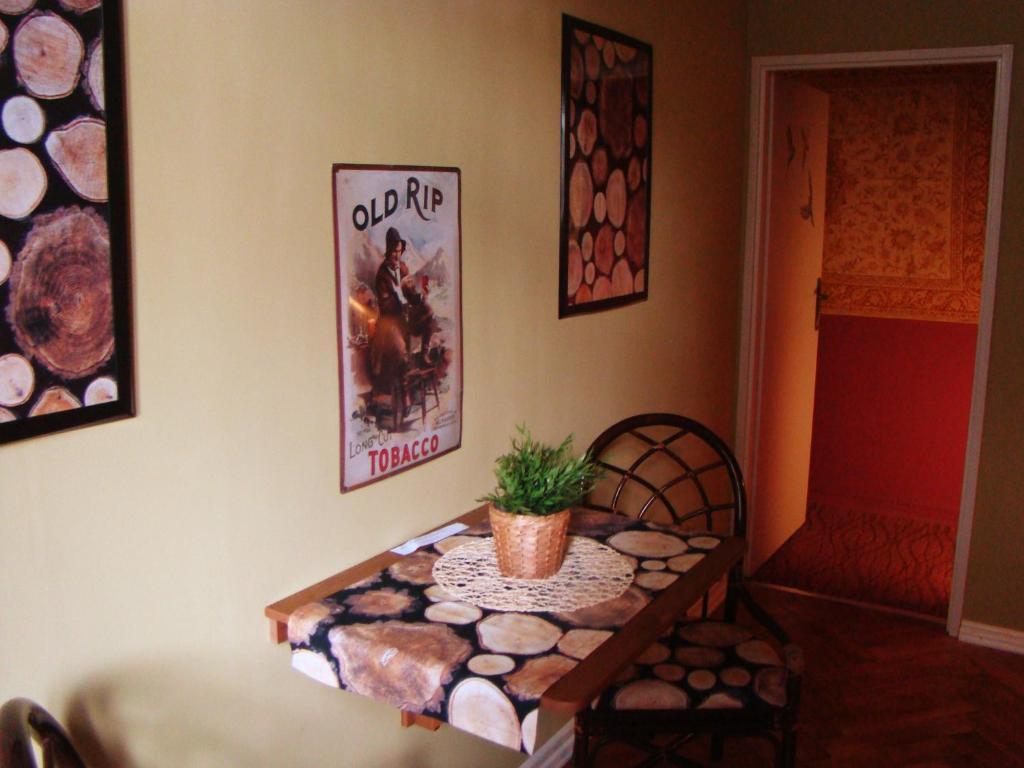 Hostelik Wiktorianski Łódź Buitenkant foto