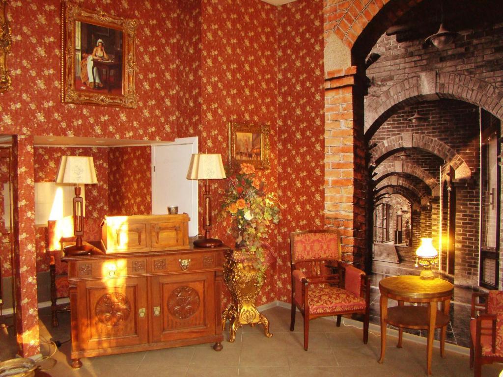 Hostelik Wiktorianski Łódź Buitenkant foto