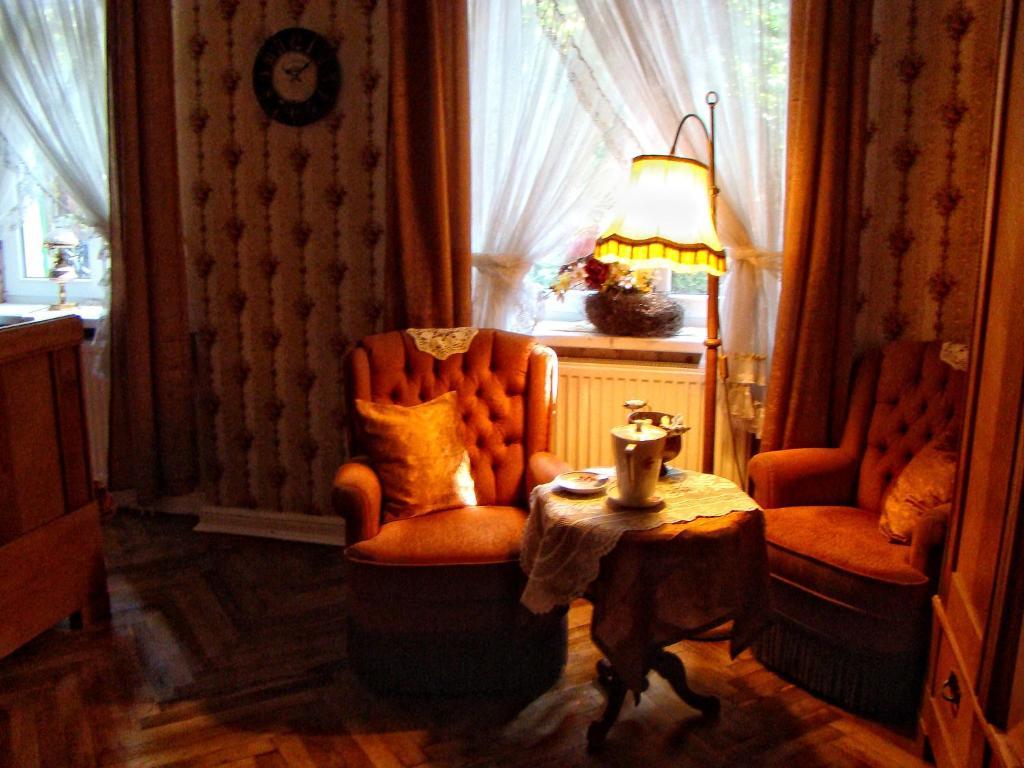 Hostelik Wiktorianski Łódź Buitenkant foto