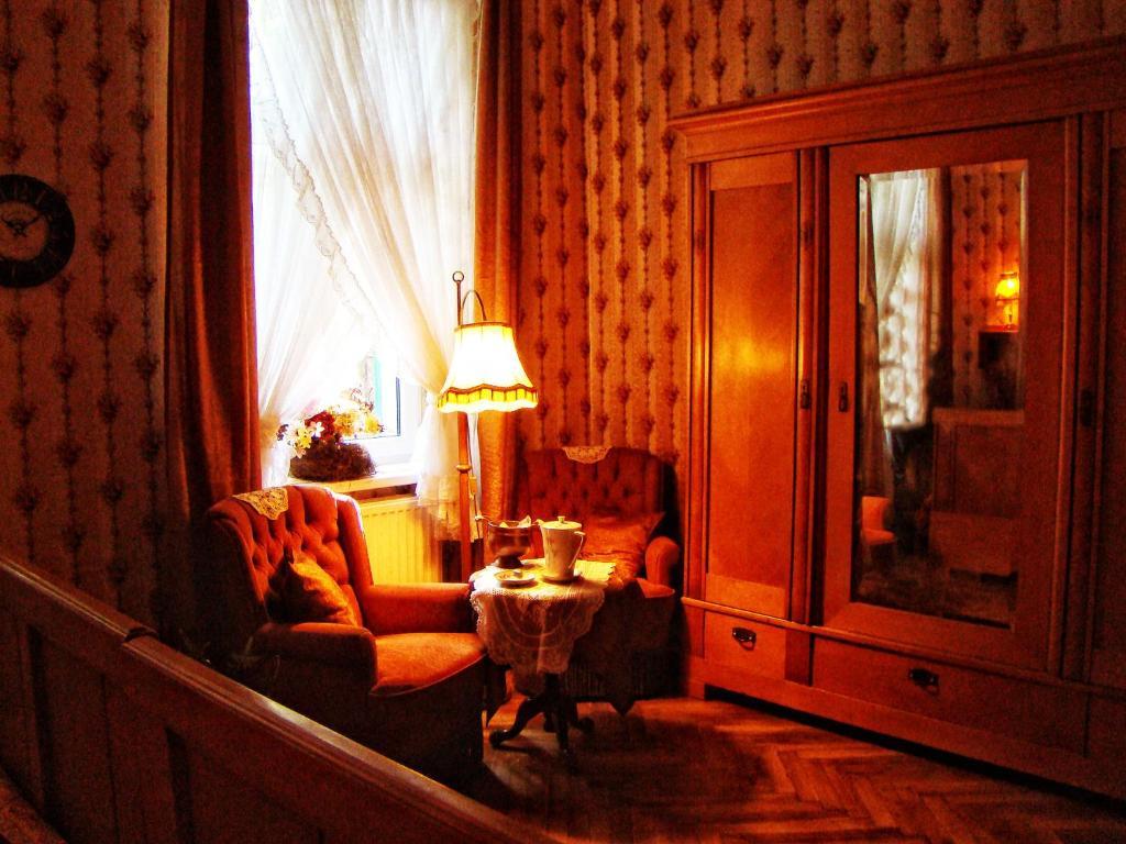 Hostelik Wiktorianski Łódź Buitenkant foto