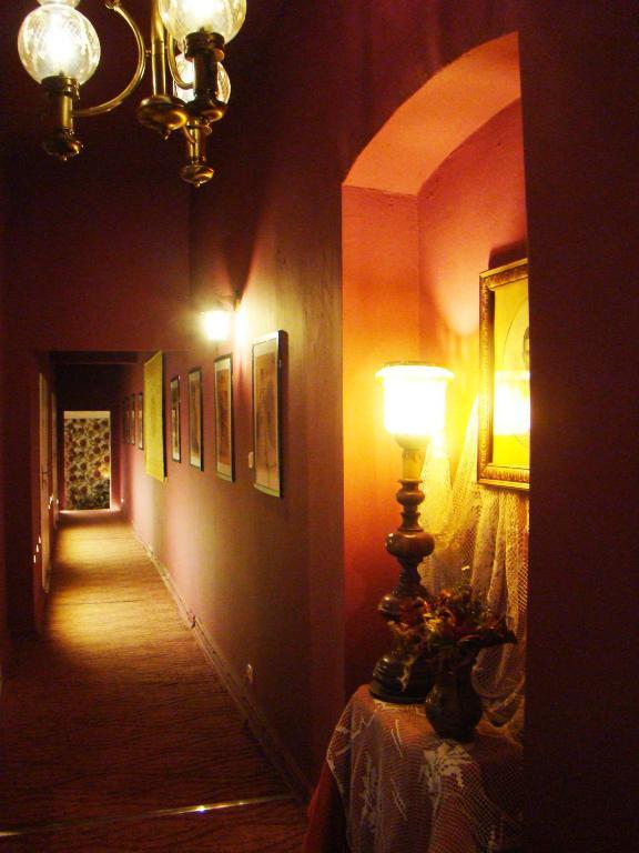Hostelik Wiktorianski Łódź Buitenkant foto